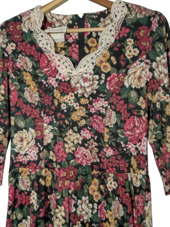 Paquetter Petite Byer California Dresses & Skirts - Vintage 1980s Paquette Petite Byer California Dress 10P Knit Floral Cottagecore